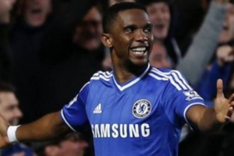Cameroun : EtoÂ’o Â‘Â’FrappeÂ’Â’ trois fois en Angleterre Drogba averti Â…  